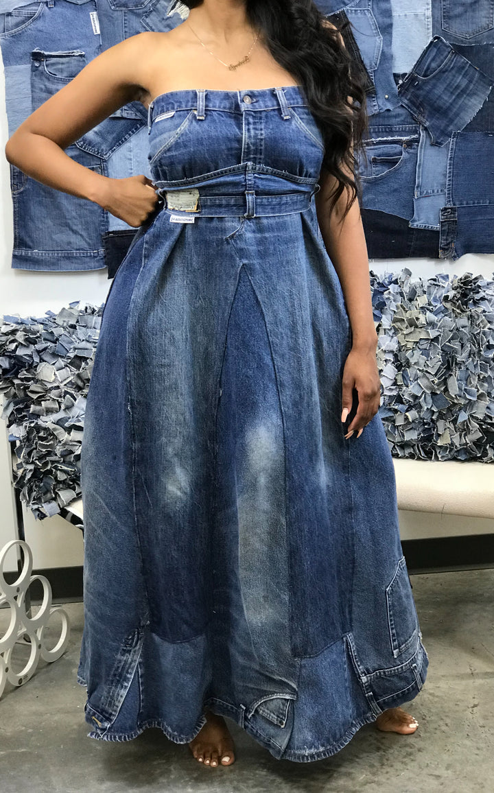 Allison Elizabeth Brown | JE Everything Maxi Dress