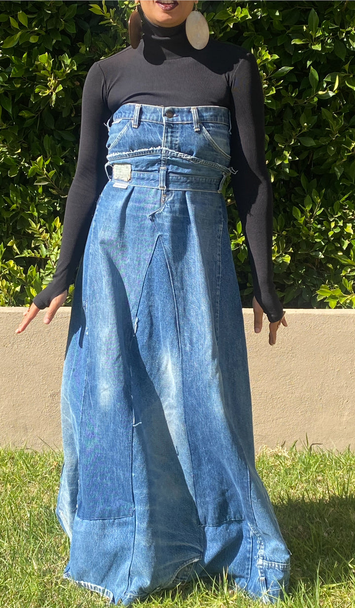 Allison Elizabeth Brown | JE Everything Maxi Dress
