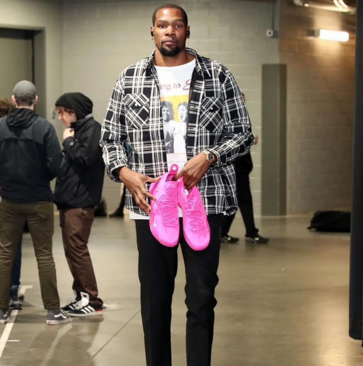 Keylows 90’s Waiting to Exhale Throwback T-Shirt