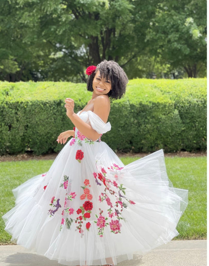 Oyemwen Custom Rose Embroidered Dress
