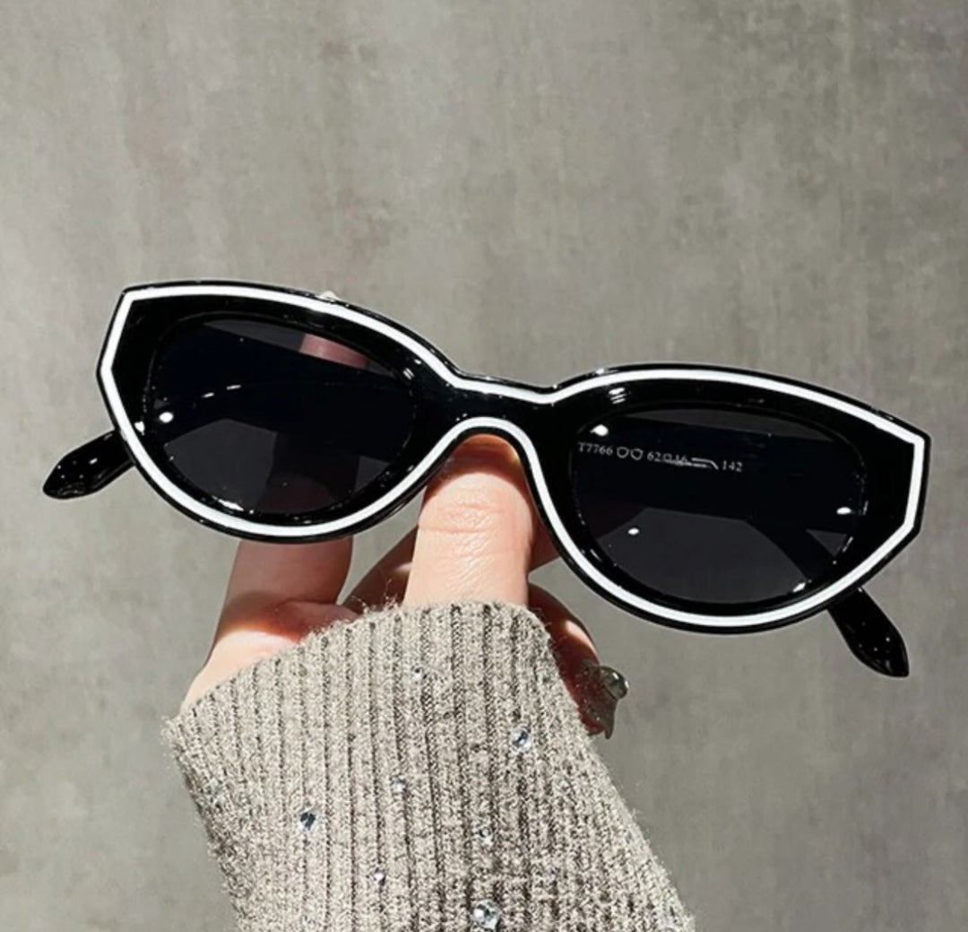 Toya So Chic Black and White Oval Sunglasses