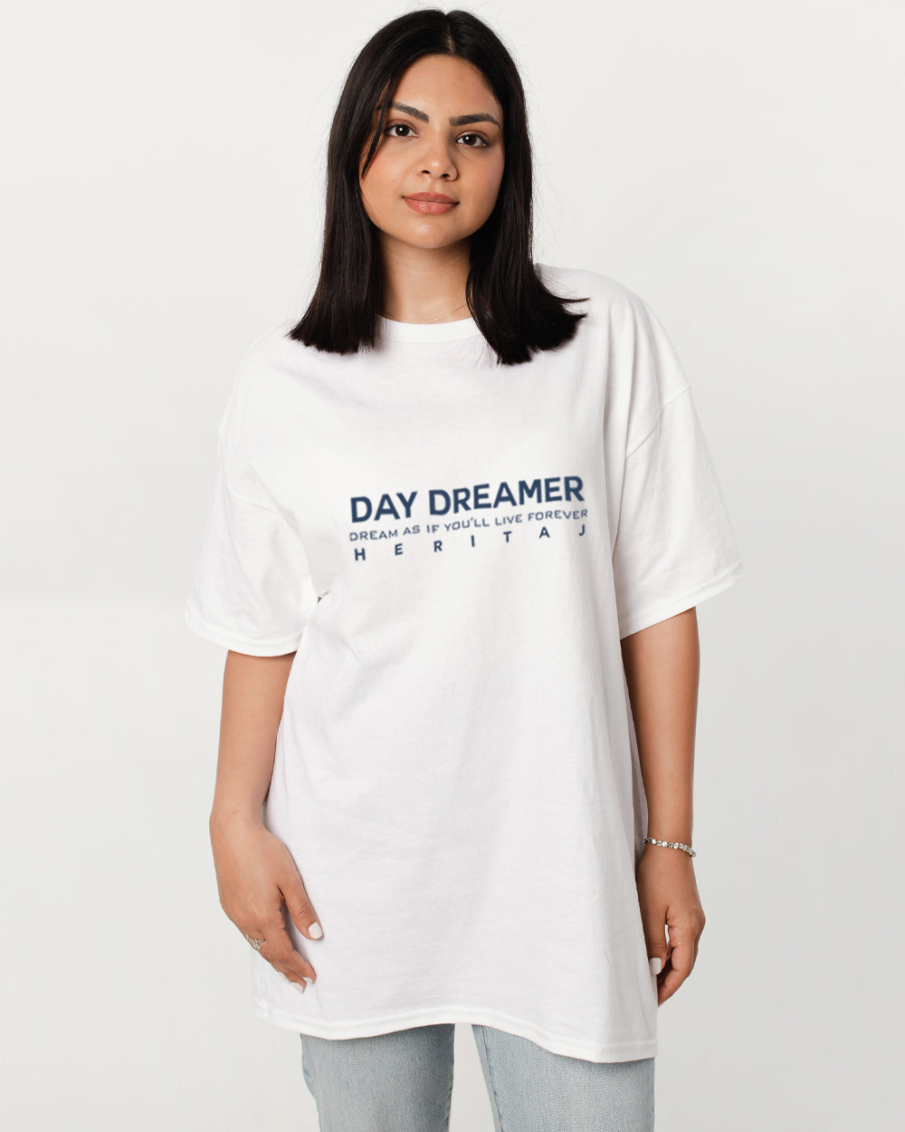 DAY DREAMER-Oversized T-shirt