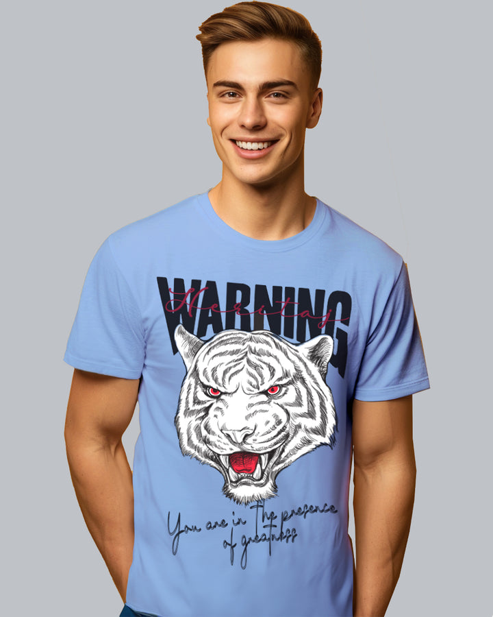 WARNING-(You're in the presence of greatness) T-Shirt